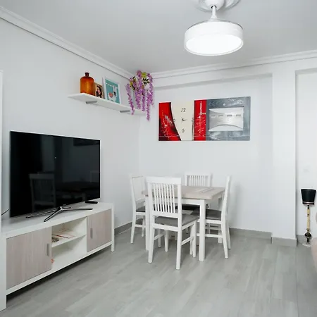 Piso En La Oliva Bien Comunicado Holiday home *
