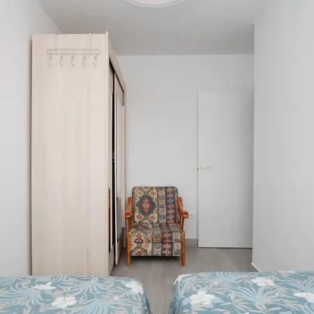 Piso En La Oliva Bien Comunicado