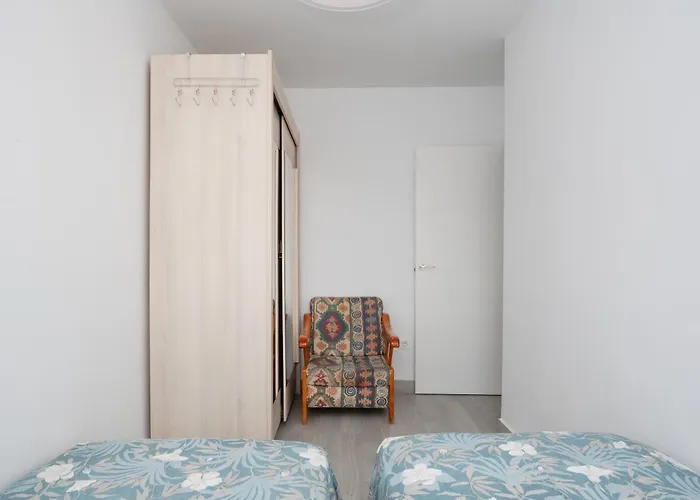 Piso En La Oliva Bien Comunicado